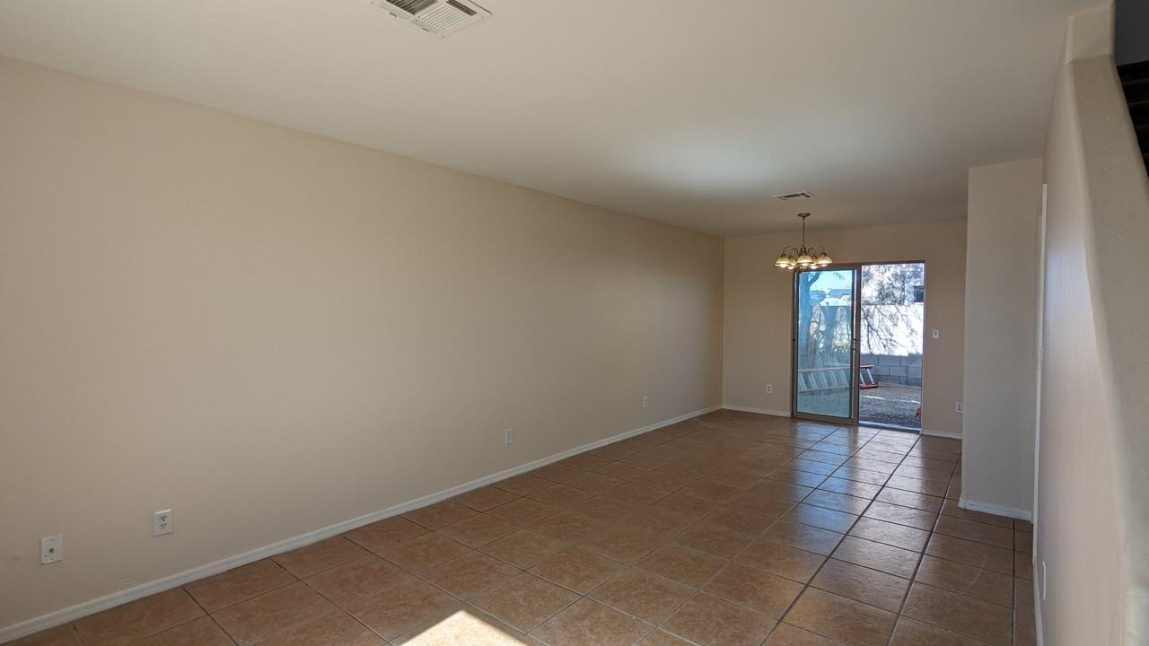 392 E Dirkley Ave #NA - Photo 5 of 21