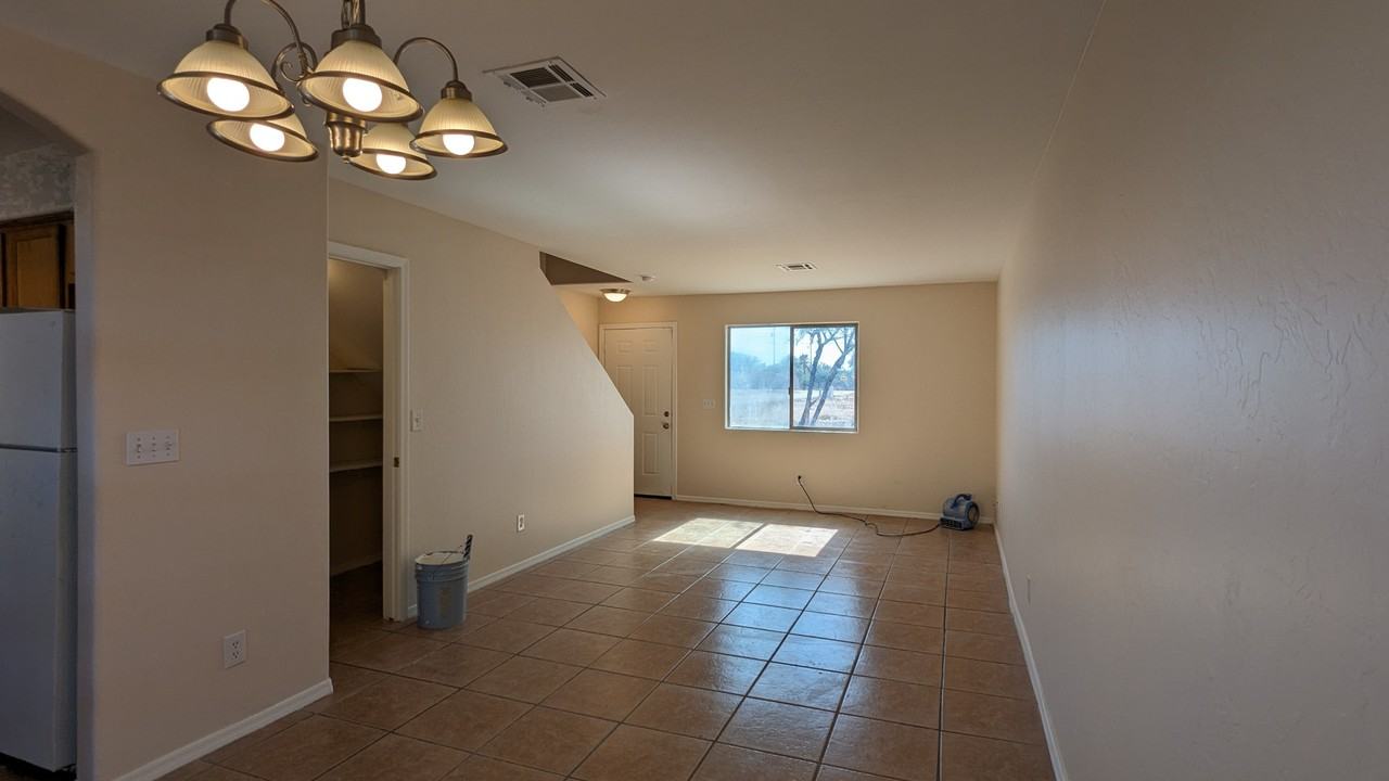 392 E Dirkley Ave #NA - Photo 6 of 21