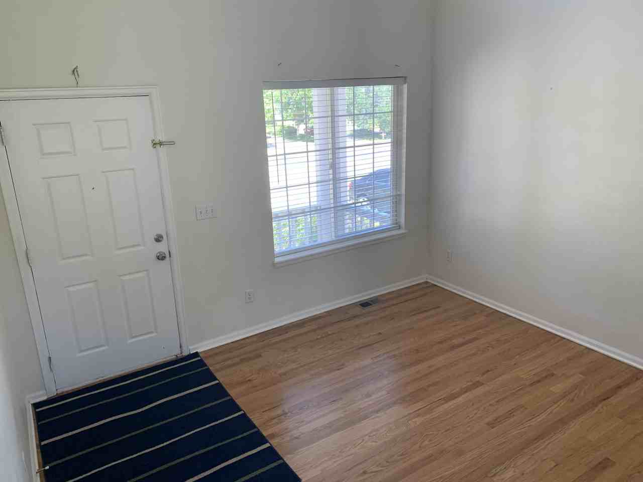 3190 E Yarrow Cir #NA - Photo 6 of 8