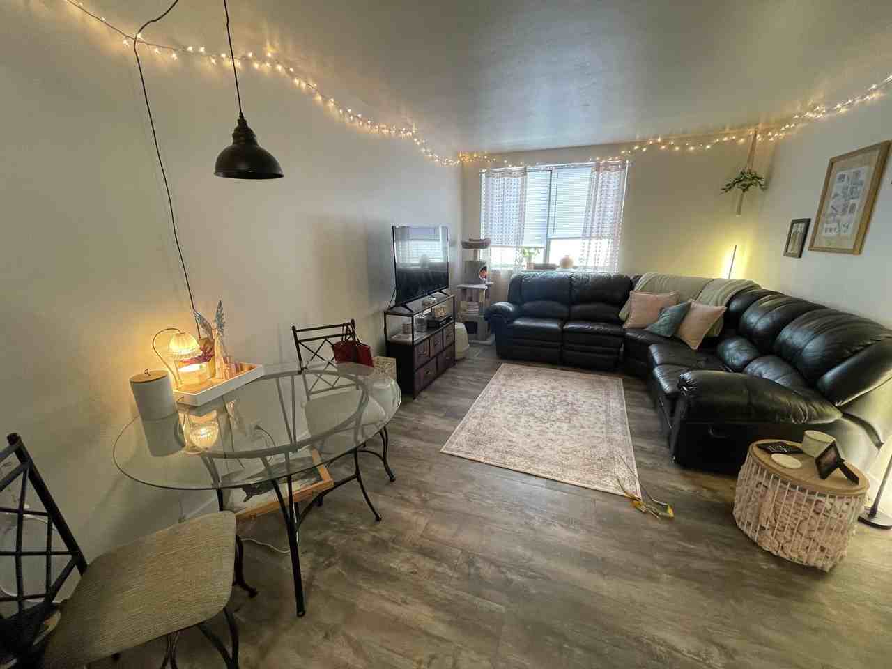 2555 N Farwell Ave - Photo 4 of 7