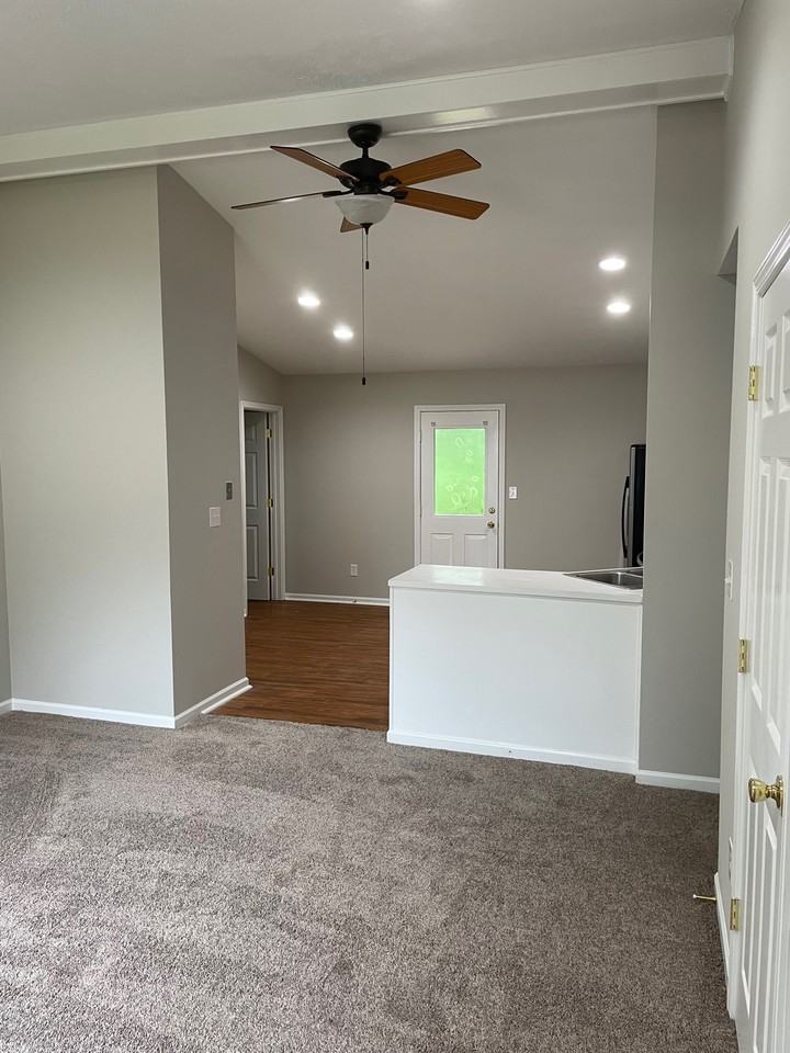 10770 N Park Ave #NA - Photo 2 of 18