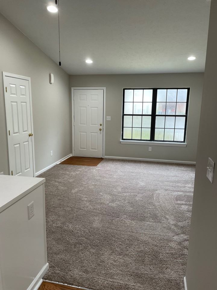 10770 N Park Ave #NA - Photo 3 of 18