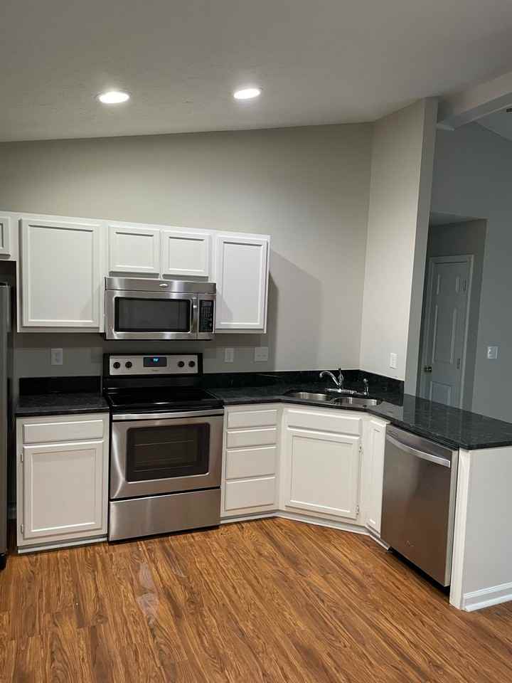 10770 N Park Ave #NA - Photo 4 of 18