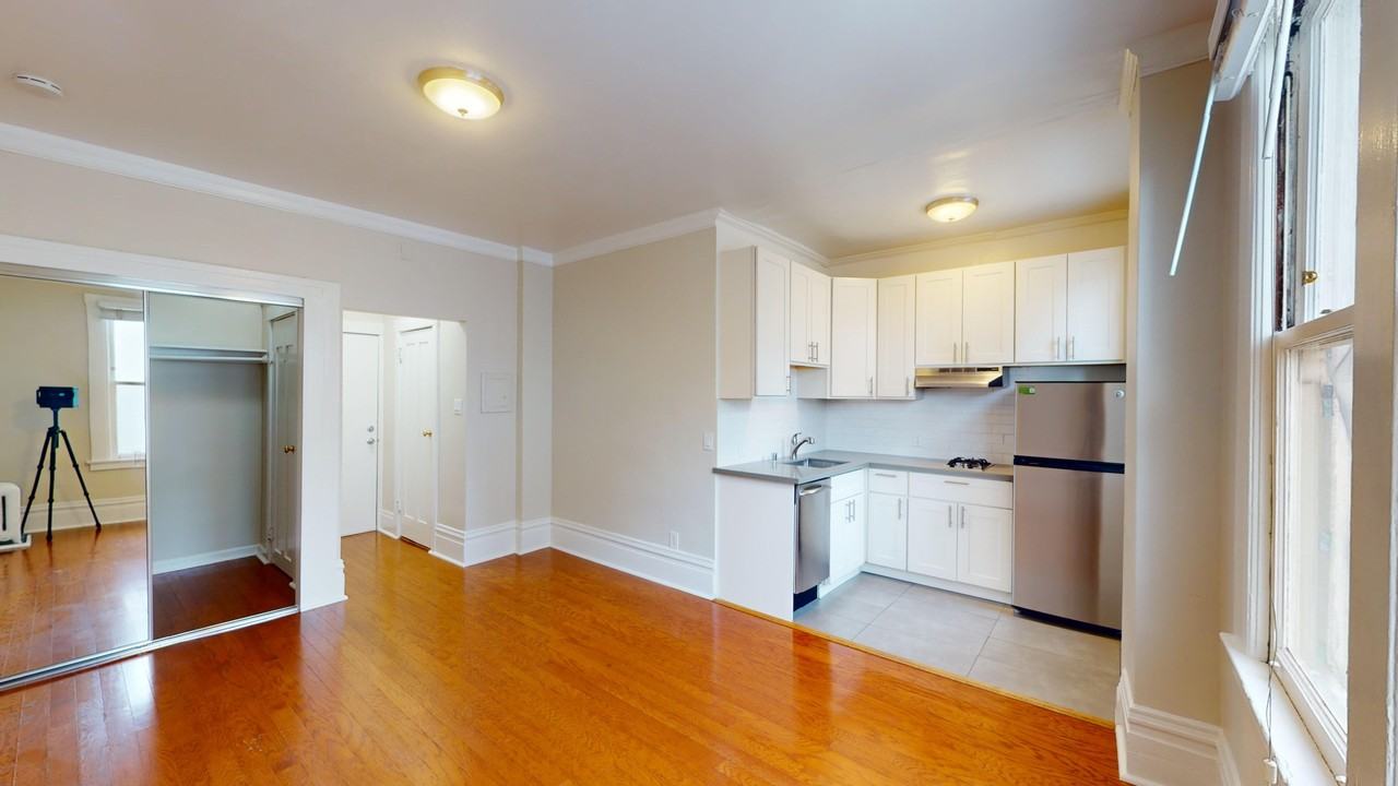 685 Geary Street - Photo 2 of 27