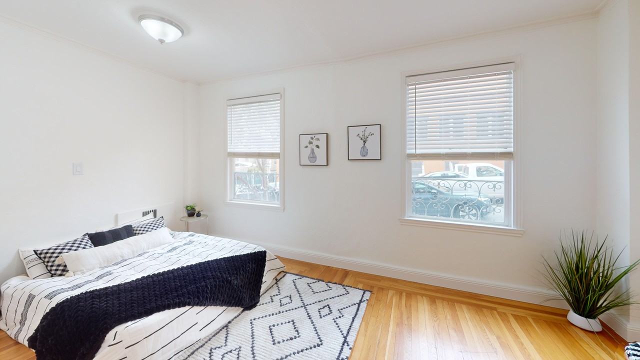 950 Franklin Street - Photo 2 of 21