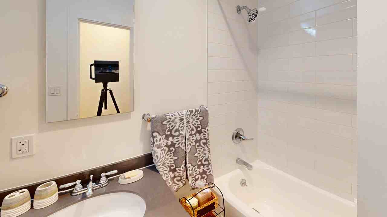 950 Franklin Street - Photo 5 of 21