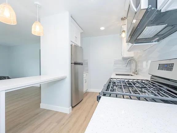 418 N Broadway - Photo 6 of 50