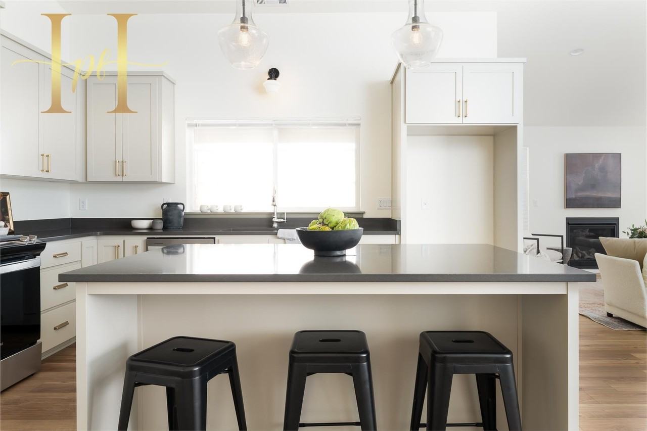 401 Creekside Way #A - Photo 6 of 17