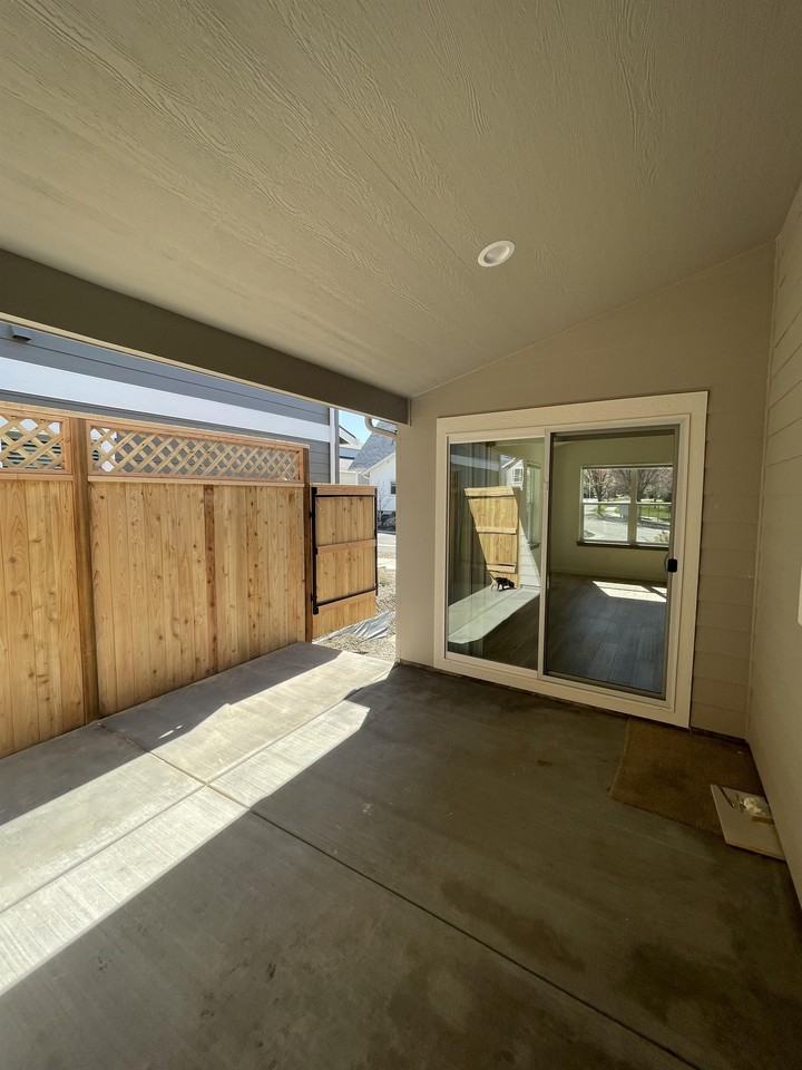 401 Creekside Way #A - Photo 7 of 17