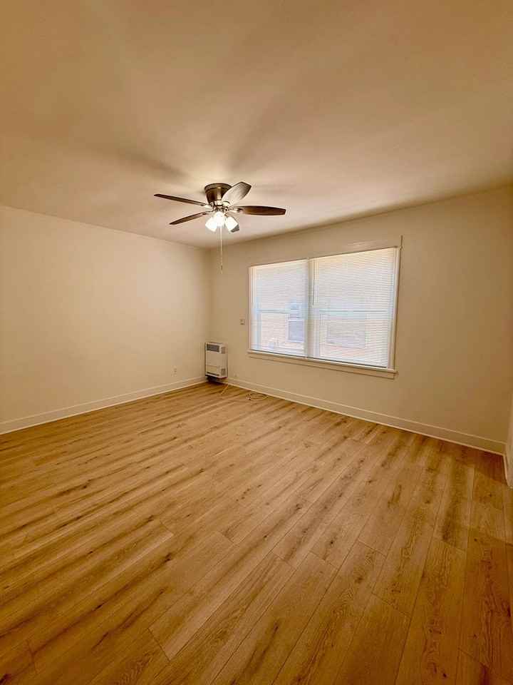 3057 Leeward Avenue, - Photo 2 of 42