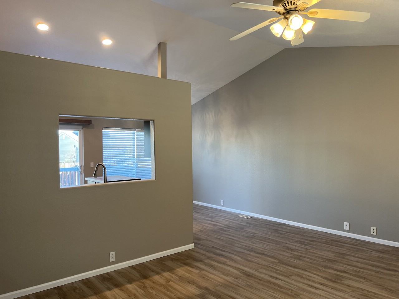 6395 Casual Dr - Photo 6 of 24