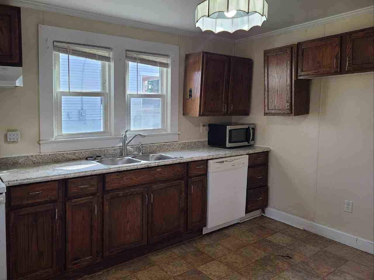 500 Claiborne Ave - Photo 7 of 20