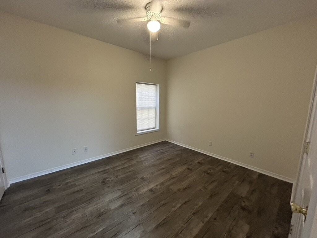 1322 Autumn Ave #B14 - Photo 7 of 10