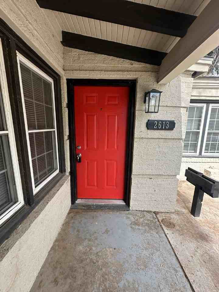 2613 25th St Frnt - Photo 2 of 19