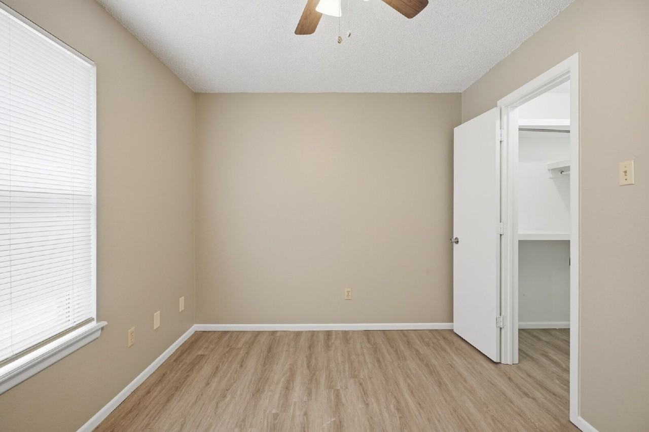 7406 Waco Ave #B - Photo 7 of 10