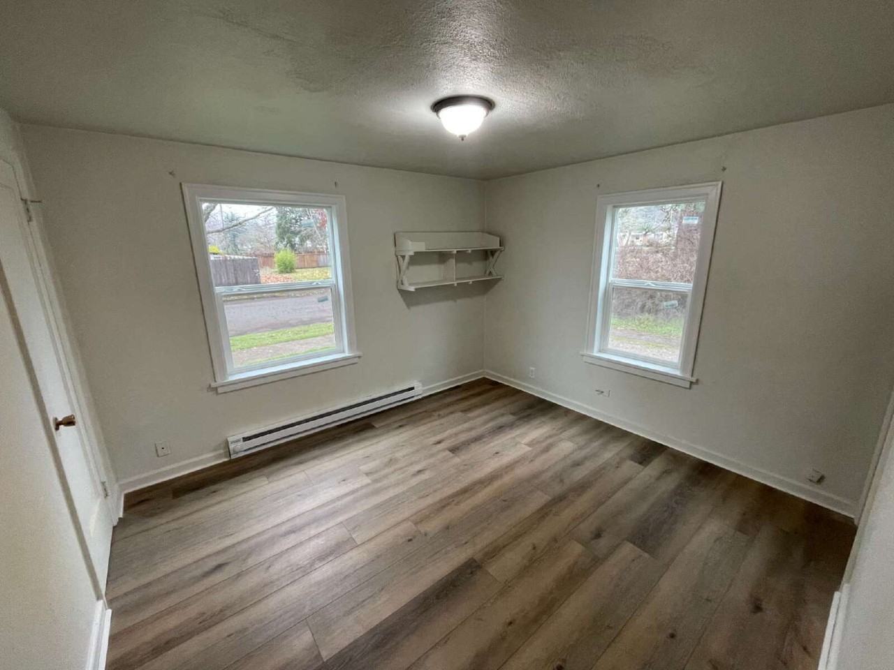 820 E 26th Ave - Photo 3 of 11