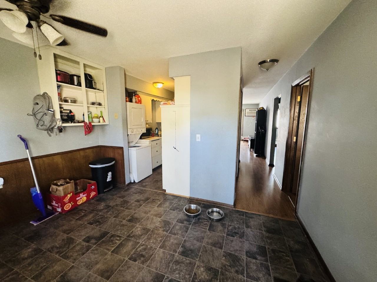 2563 Alabama Ave S - Photo 2 of 18