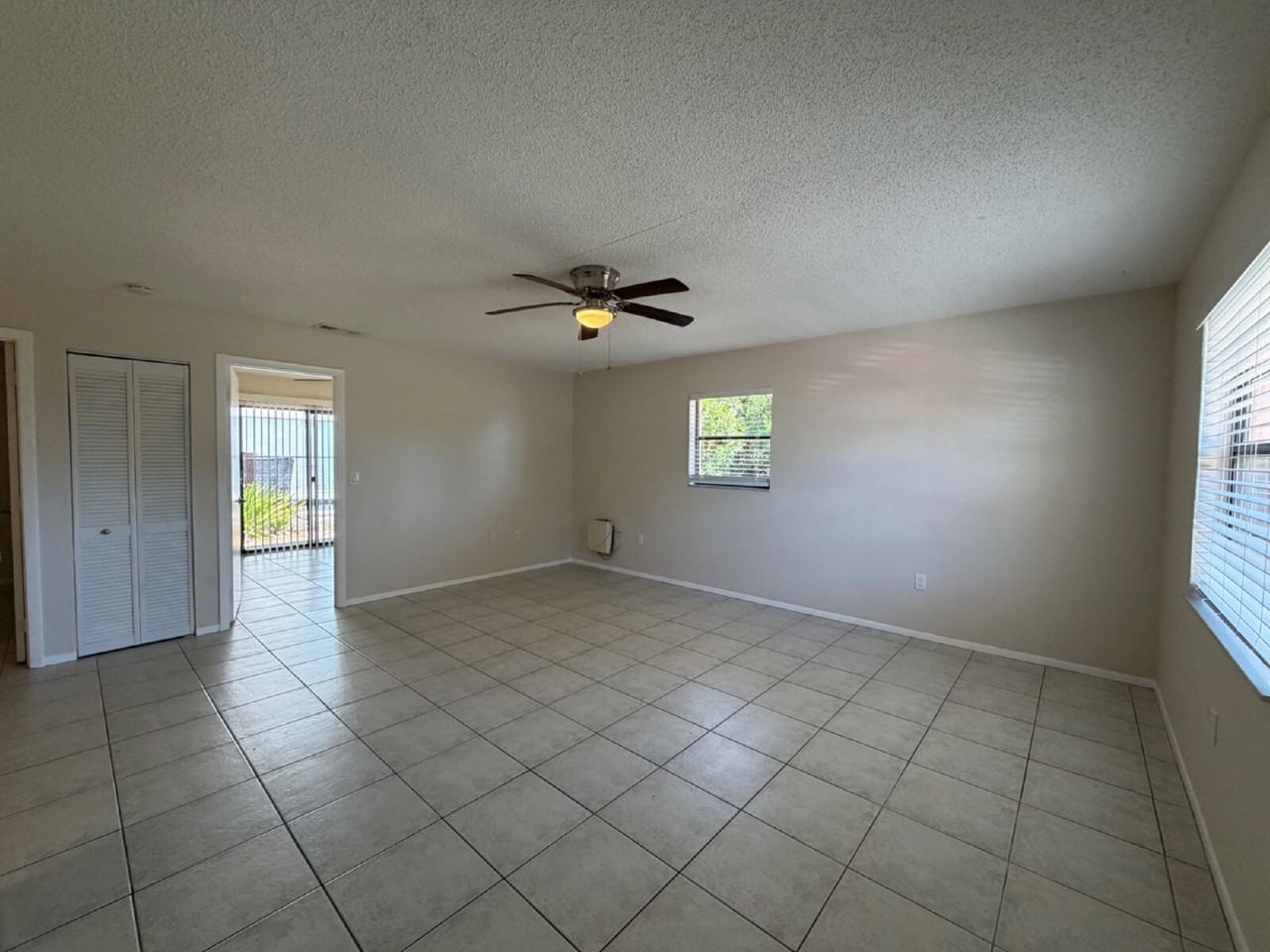 181 Old Englewood Rd - Photo 2 of 12