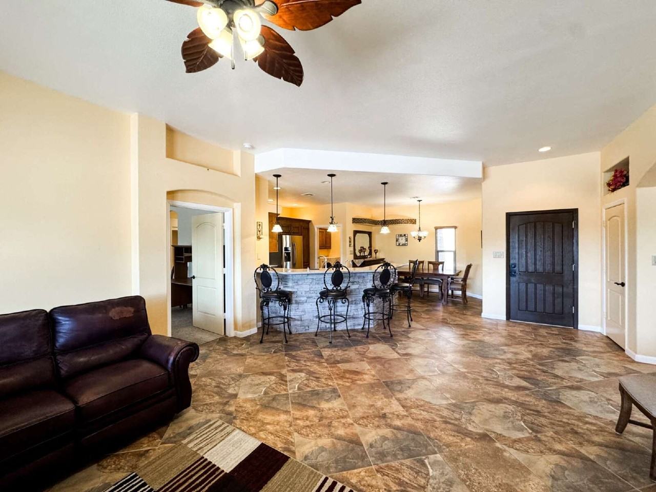 14801 E 50th St - Photo 6 of 30