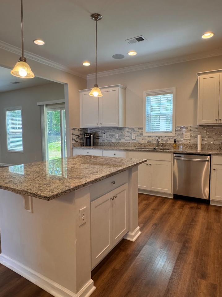 320 Alameda Ln - Photo 4 of 23