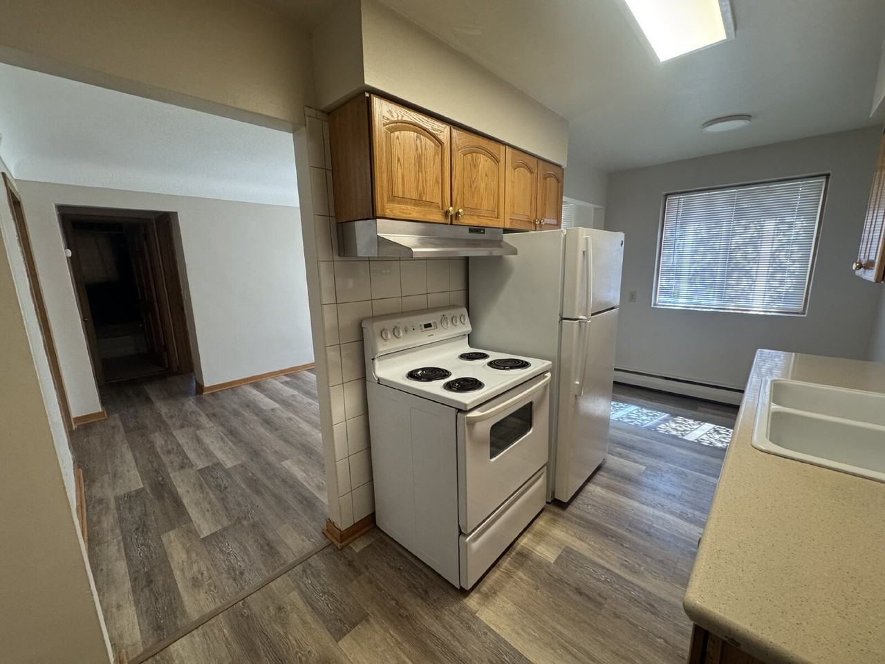 1818 E 41st St - Photo 6 of 17