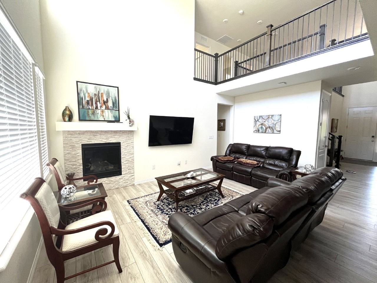 8128 S Jackson Gap St - Photo 3 of 24