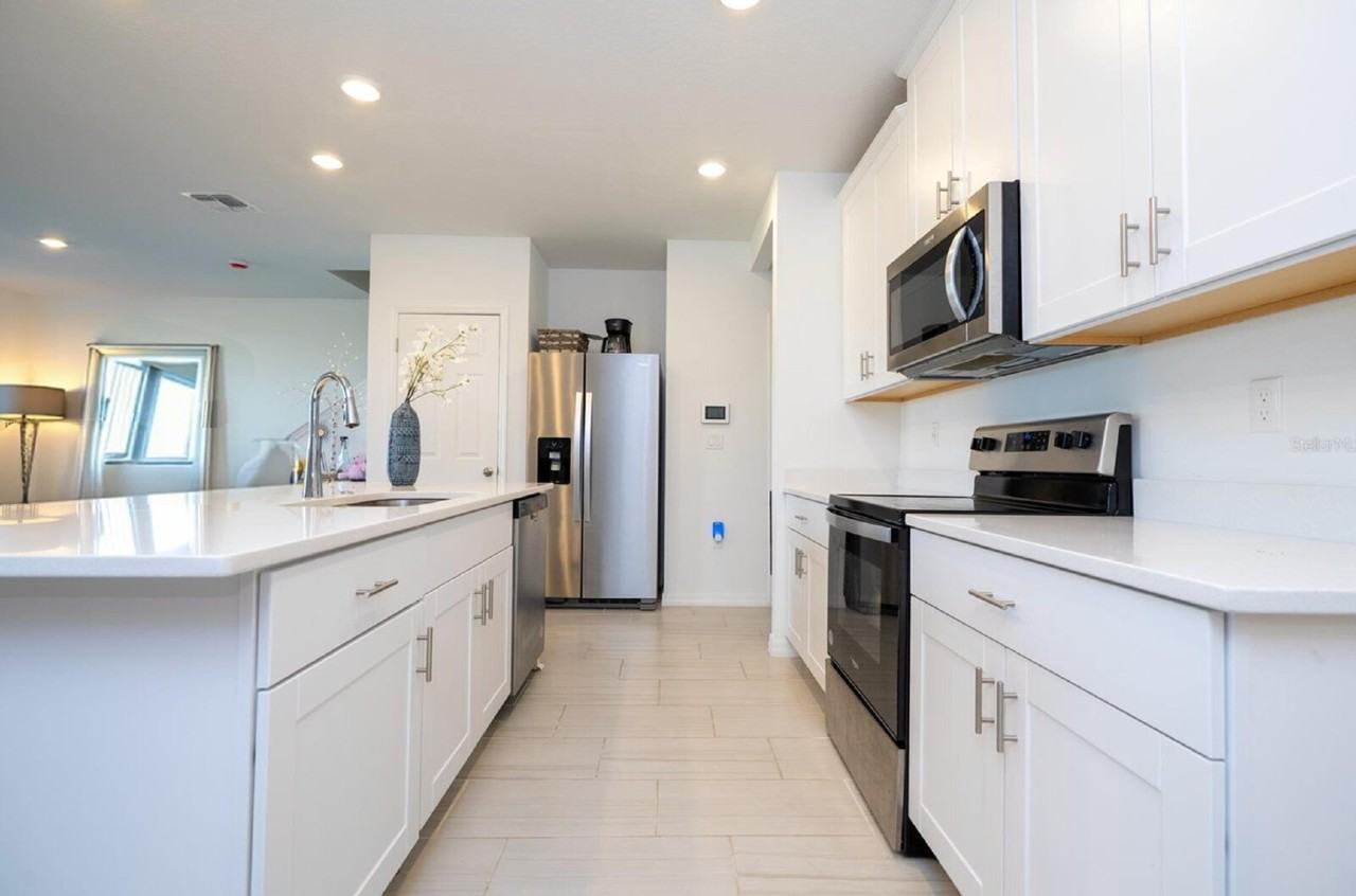 4329 Eagle Trail Bnd - Photo 5 of 23