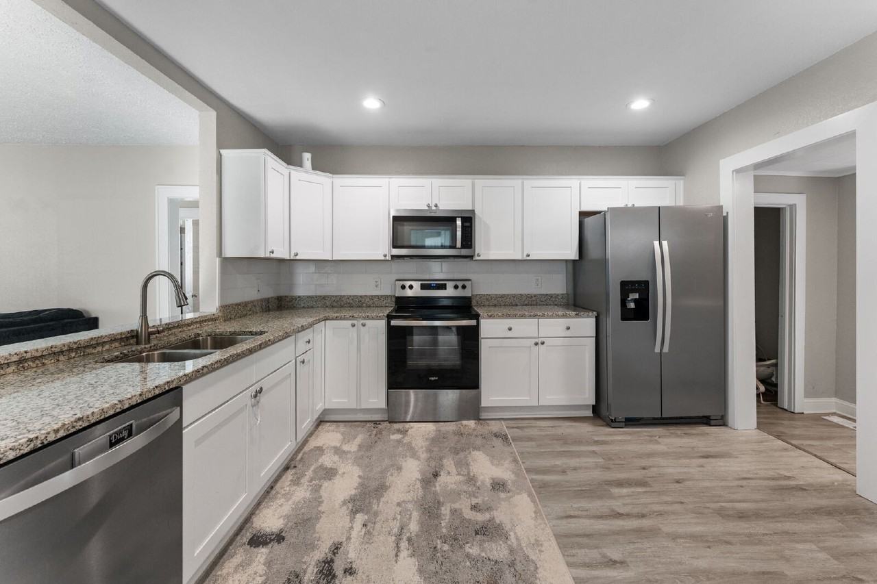 254 Pocahontas Pl - Photo 7 of 34