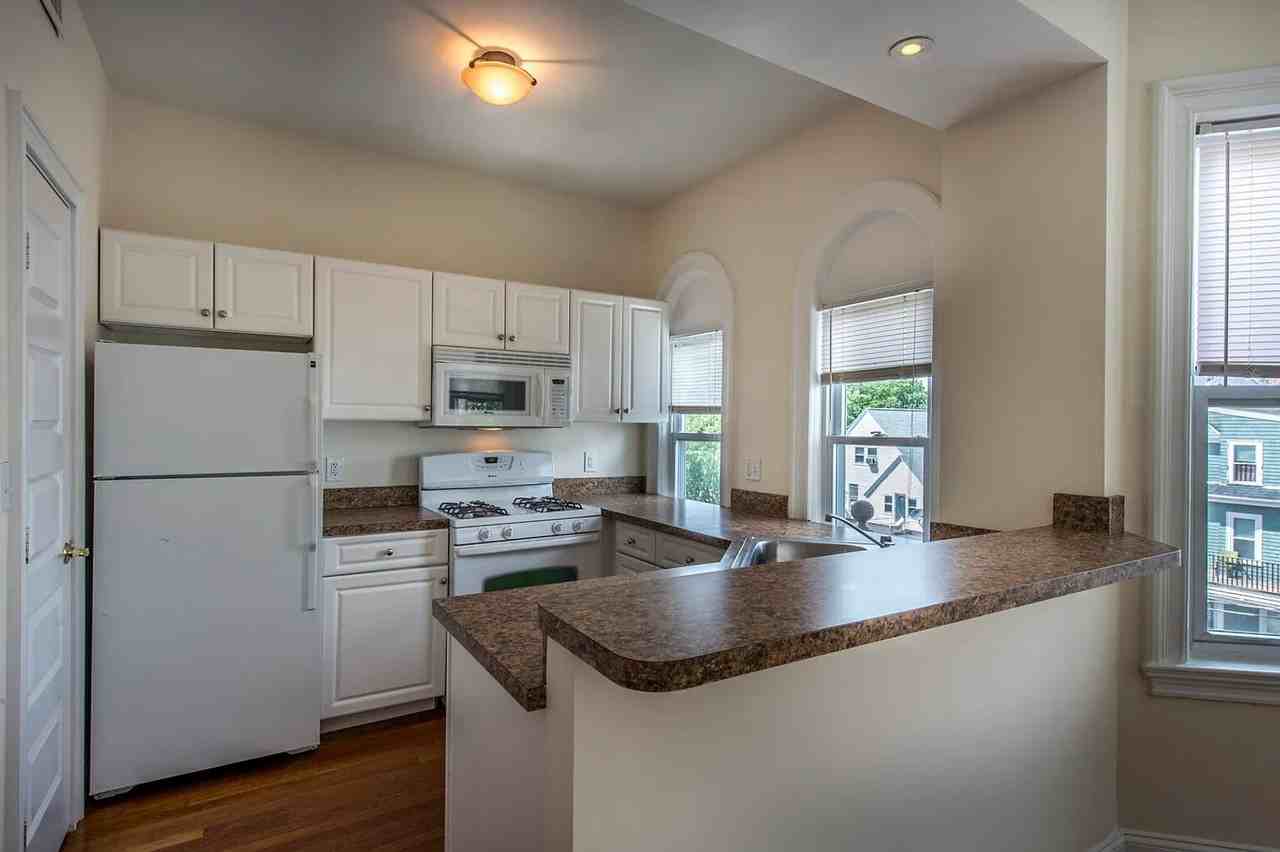 55 Ashford St - Photo 2 of 9