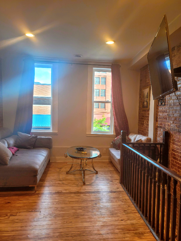 503 W Lexington St #A - Photo 3 of 22