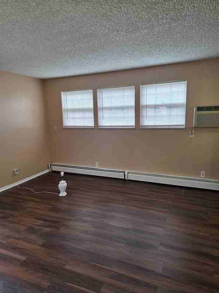 16462 E 13th Pl #4 - Photo 2 of 11