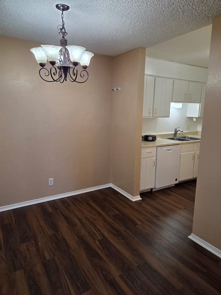 16462 E 13th Pl #4 - Photo 3 of 11