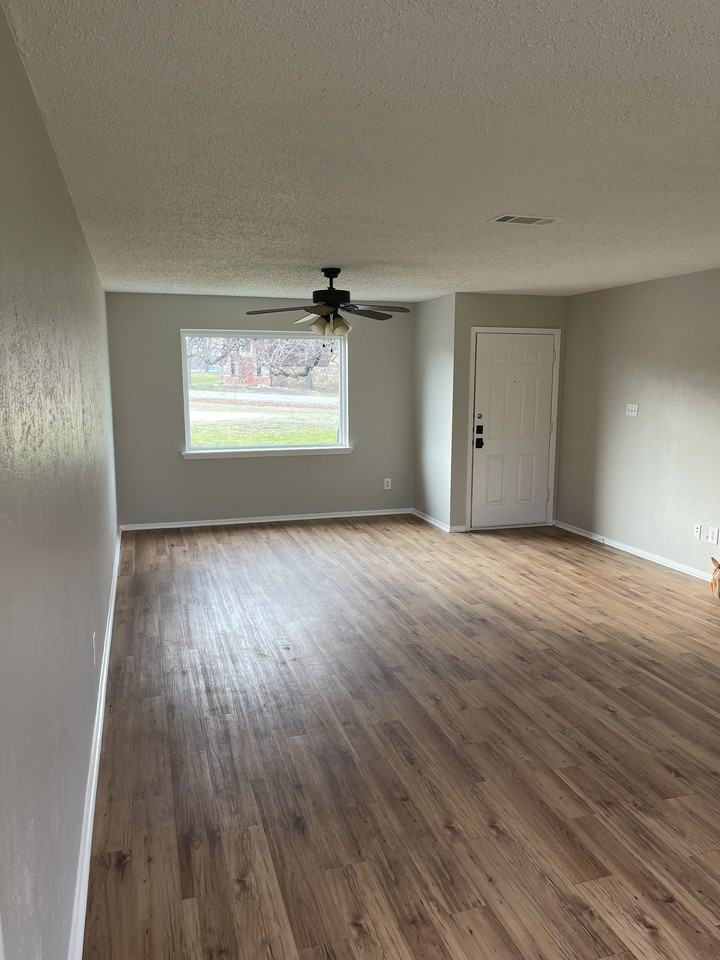 509 Sage Trl - Photo 4 of 15