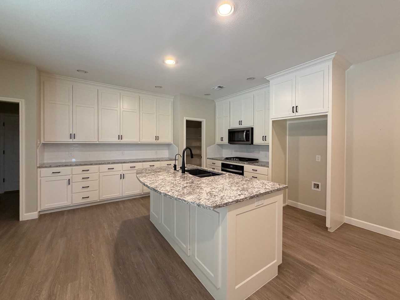 1310 Milltown Rd - Photo 3 of 20