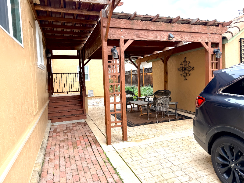 220 E Home St #A - Photo 2 of 14