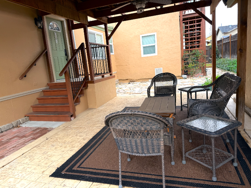 220 E Home St #A - Photo 3 of 14