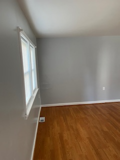 231 5th Ave - Photo 3 of 9