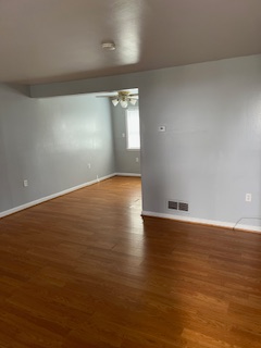 231 5th Ave - Photo 4 of 9