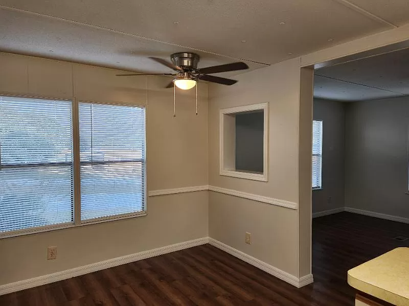 14220 Brookridge Blvd - Photo 4 of 15