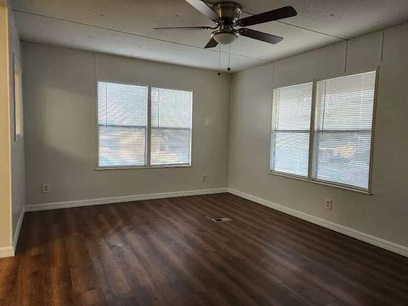 14220 Brookridge Blvd - Photo 6 of 15