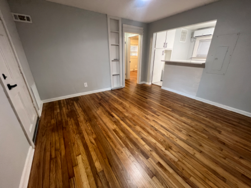 1337 Charlotte St #1337 - Photo 3 of 9