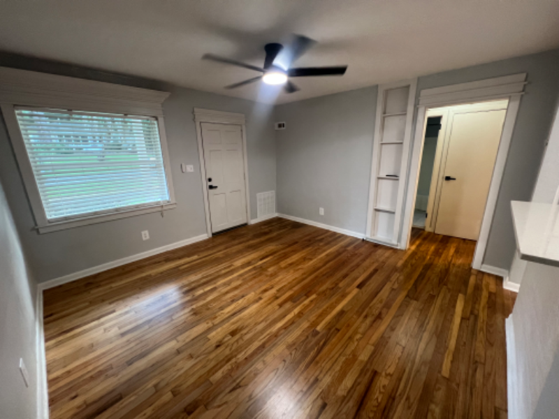 1337 Charlotte St #1337 - Photo 4 of 9