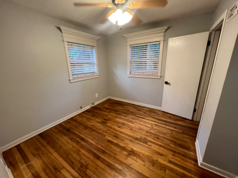 1337 Charlotte St #1337 - Photo 5 of 9