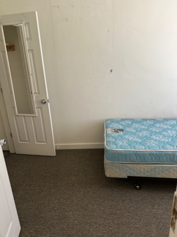 315 E 1st St - Photo 7 of 12