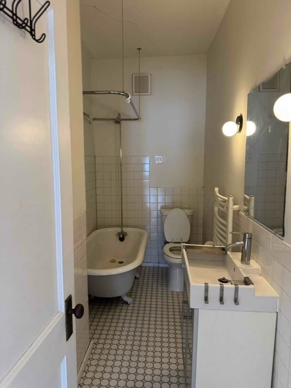 2007 Aldrich Ave S #2 - Photo 4 of 7