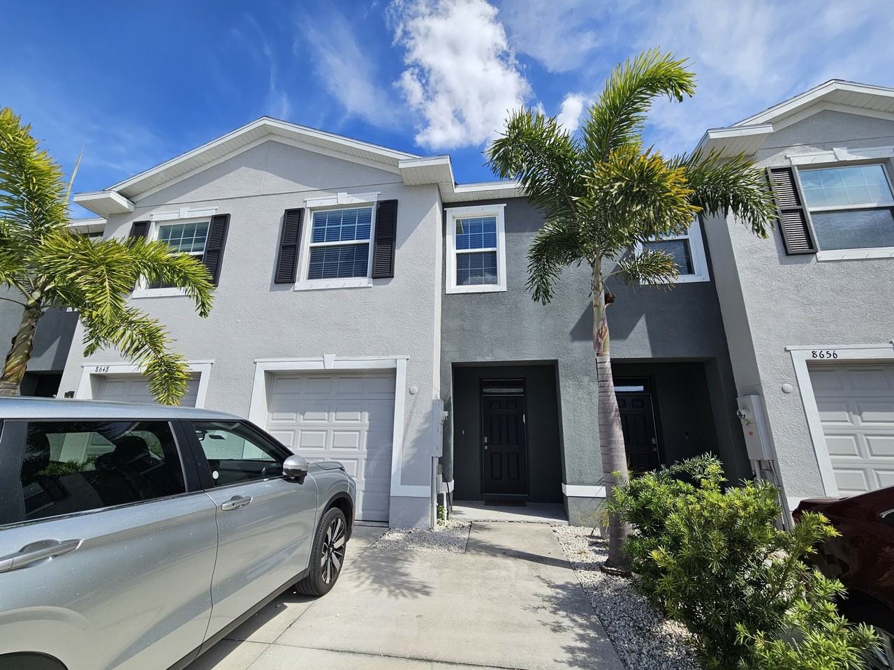 8652 Milestone Dr - Photo 3 of 29