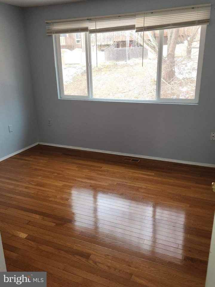 15266 Lodge Ter - Photo 5 of 8