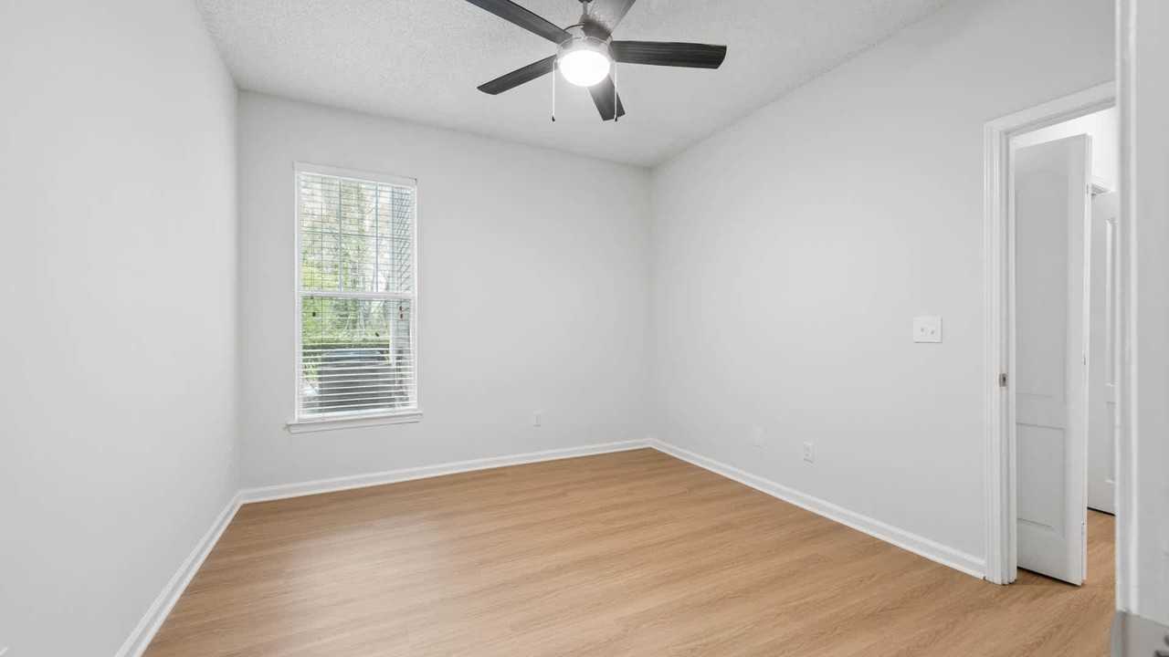 Lex Alpharetta - Photo 5 of 31