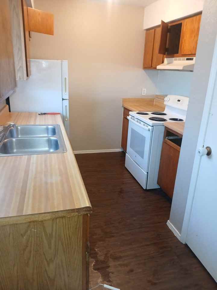 4301 Yorkshire Dr #10 - Photo 2 of 7