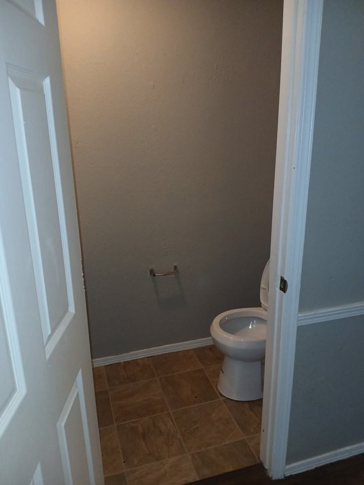 4301 Yorkshire Dr #38 - Photo 2 of 8